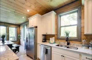 Secluded Mnt Top with Pool Fire Pit Hot Tub Karaoke - 3