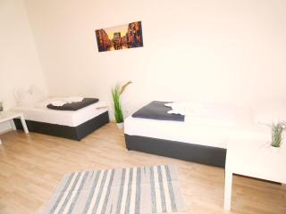 SUNNYHOME Monteurwohnungen und Apartments in Weiden - Weiden - 1