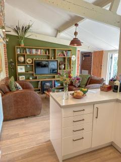 Modern two bed barn in Happisburgh - dog friendly - close to beach - 3