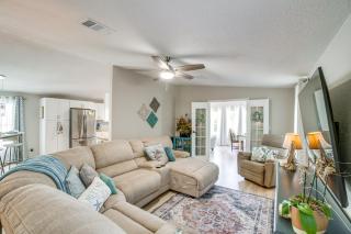 Tee Off and Soak Up Sun! Airy Englewood Gem with Yard - 1