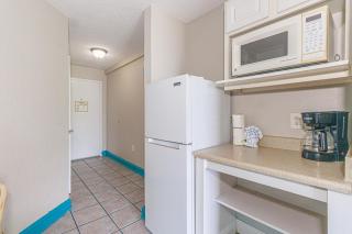 Bright Updated Ocean View Suite! Sea Mist 51202 - Myrtle Beach - 8