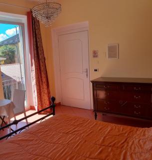 "B&B Sans égal", con CAMERE PRIVATE e APPARTAMENTI al PIANO TERRA a Biella - 6