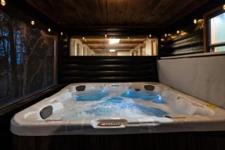 Eagles Haven - Two Cabins with Massive Deck & Views - 8