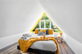 The Cosy Place - BHX Airport, NEC, HS2 & RES World - 8