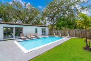 Private Pool Home & Arcade game & Mini Basketball - 1