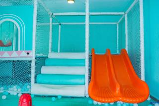 Moonlight Manor by Edmor Suites - 8