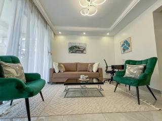 Moonlight Manor by Edmor Suites - 1