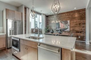 Gulch Getaway - 1