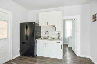 Stylish 3BR in Downtown Detroit • Near Museums Dining - 4