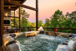 Legend - Cabin for 22 with Pool & Sports Simulator - 7