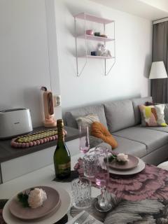 City Center Arctic Elegance Apartment - 3