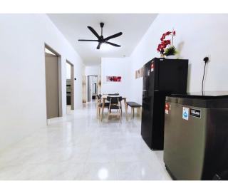 The Silverlakes Homestay - 5