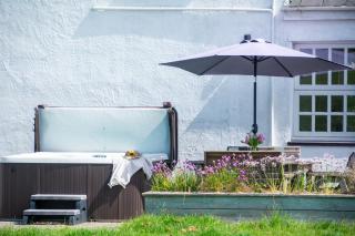 The Manor House - Holyhead - 5