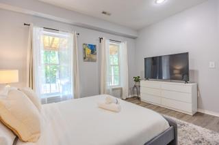 Cozy 2bed bath Private Above Ground First Floor Suite - Herndon - 2