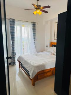 2BR with Veranda, Unli Netflix, Wifi - Baguio - 6