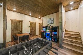 Cottage Cove Oasis - Lakefront with Hot Tub - 6