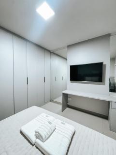 APTO 100% Climatizado - Experiência Premium - Único na Cidade - Garagem Privativa p/ carros ñ atende caminhonetes. - 2