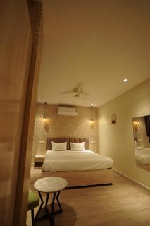 Hotel Bilasa Park Inn - - 6
