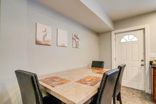 1 Mi to Washington Park: Spacious 1st-Floor Condo! - 2