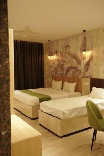Hotel Bilasa Park Inn - - 0