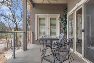 McKenzie Cove - Waterfront with Private Dock - Hot Springs - 5