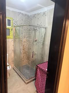 Charming 2 Bedroom Apt at Al Sheikh Zayed - Sheikh Zayed - 5