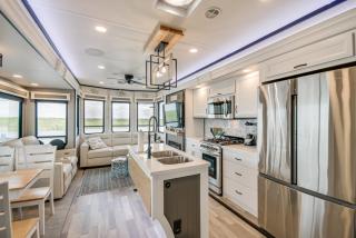 Pools, Boat Ramp and More Cottage in Virginia Beach - 3