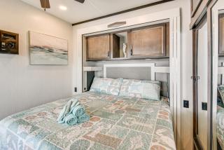 Pools, Boat Ramp and More Cottage in Virginia Beach - 1