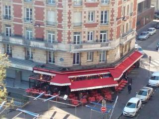 Place Maubert CENTRE PARIS vue Paris Studio contemporain climatisation ascenseur - 3