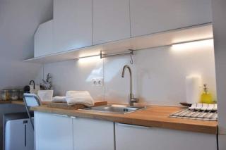 Place Maubert CENTRE PARIS vue Paris Studio contemporain climatisation ascenseur - 9