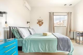 Casa com piscina, vista das montanhas, terraço, quintal - 1