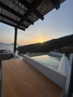 Petradi Studios & Villa - Aegiali - 8