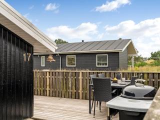 Holiday Home Melanie - 950m from the sea by Interhome - Torsted - 4