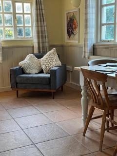 Kites Hall Cottage - - 1