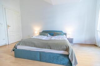 Modern 2BR Apt shared for Longstays, Suitable for 5P - 1