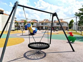 GRANDE MAISON HOMES 2 A'Famosa Golf view Near WATERPARK l UITM l HONDA l Netflix l Self Check in - Kampong Alor Gajah - 1