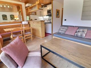 Appartement skis aux pieds pour 5/6 personnes à Méribel - FR-1-182-266 - 0
