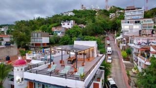 Cozy Studio with Ocean View - 5