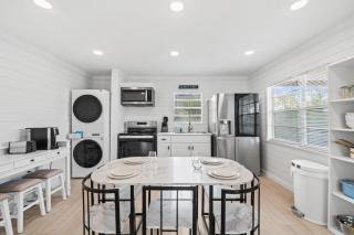 Beach Bungalow by Book That Condo - 4