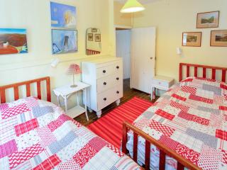 Red - Uk43121 - 4
