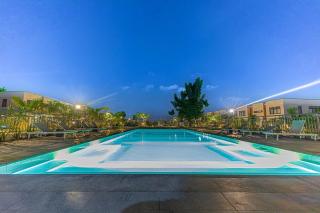 Beautiful 3 Bedroom Townhome - Teiman - 1