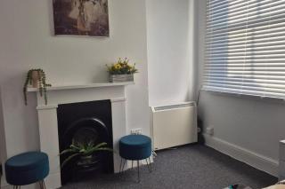 1 Bed-Sleeps 2-City Centre-Free Parking - 9