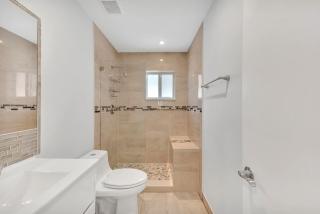 SuperVilla - 3BR/2BA - Pool - Walk to beach - 3