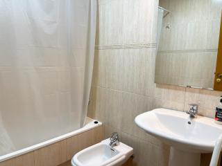 Estudio en Velázquez Moreno 40 1ºB - 2