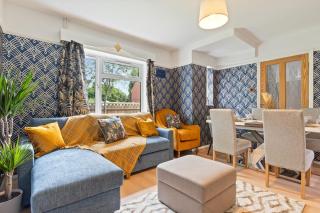 5 Bedroom House near train station suitable for family Workers & Business - Buckinghamshire - 0