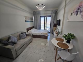 Modern Studio, Cozy Getaway - 0