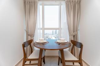 Modish 1BR at Elite Residences - 4