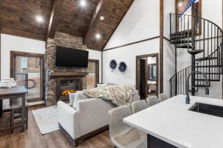 Twilight Ridge - Hot Tub Game Room Near Town - 1