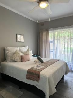 BlueHive guesthouse - 7