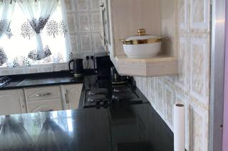 4 Bed Gated House-Sleeps 8-Private Parking - 7